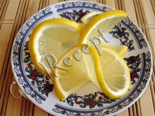 Украшение из лимона