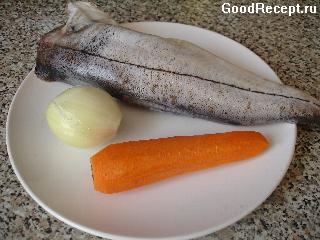 Рыба, фаршированная луком и морковью